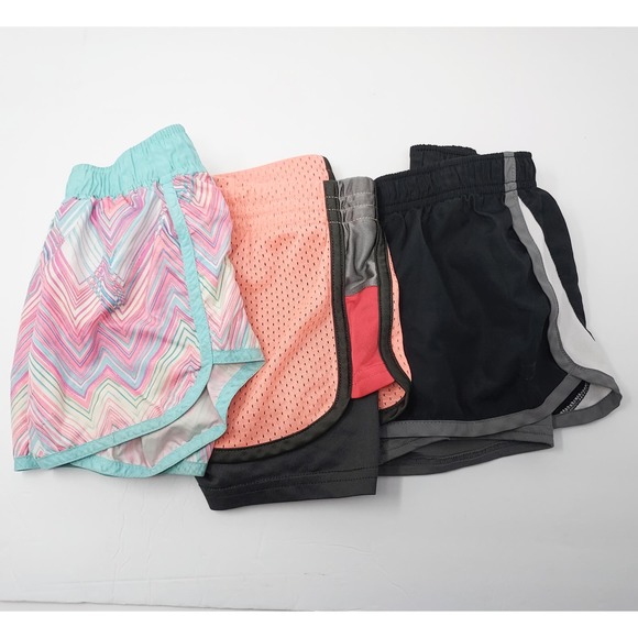 🔴3/$20 (3) Active Shorts Bundle - Great Condition - Size 5/6 - Picture 1 of 12